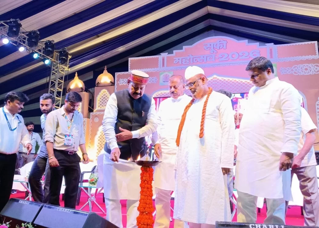 मनेर में सूफी महोत्सव का आगाज, सलमान अली की प्रस्तुति ने बांधा समां, सूफियाना कलाम से झूमे श्रोता